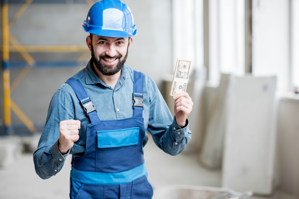 Salaire brut 1700 euros : comment gérer les primes de performance ?